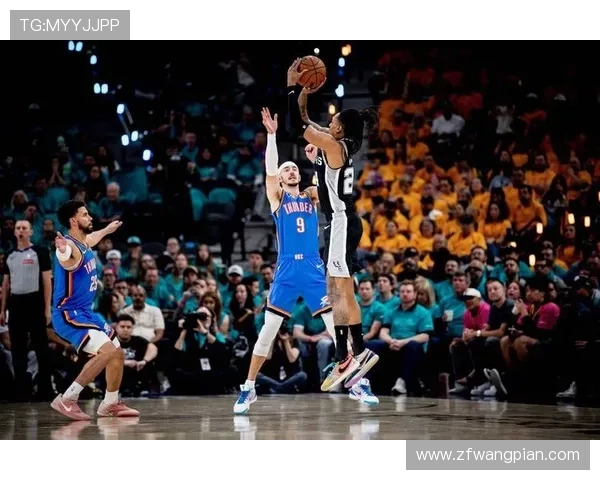 NBA出手了!警告文班亚马!追加马刺恶意犯规_西决_麦凯恩_普拉姆利